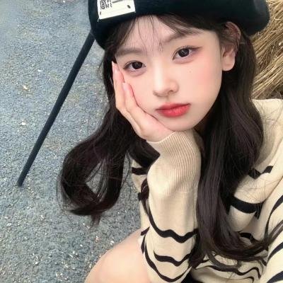 怪物少女妮莫娜