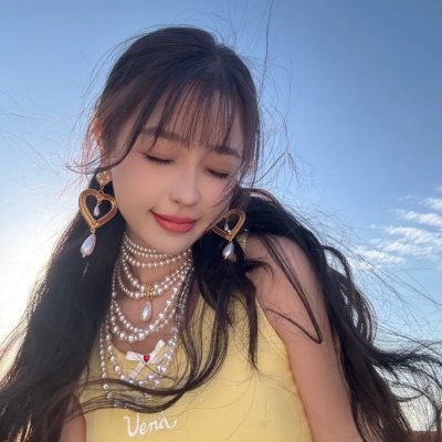 DC超级英雄美少女:星际游戏